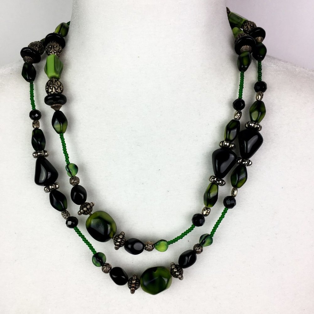 Green Black Stone Bead Costume Necklace